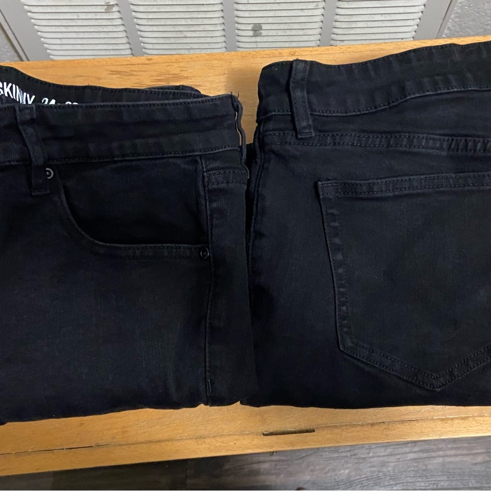 2 Men’s HotTopic Skinny Jeans 34W x 32L